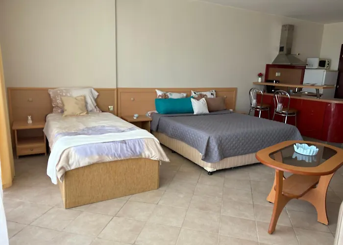 Miramar Palace 615s סאני ביץ'