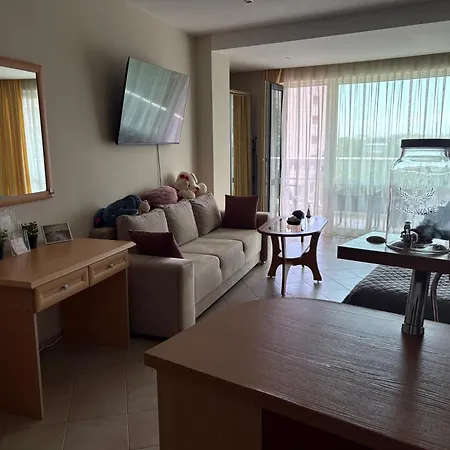 Lägenhet Miramar Palace 615s